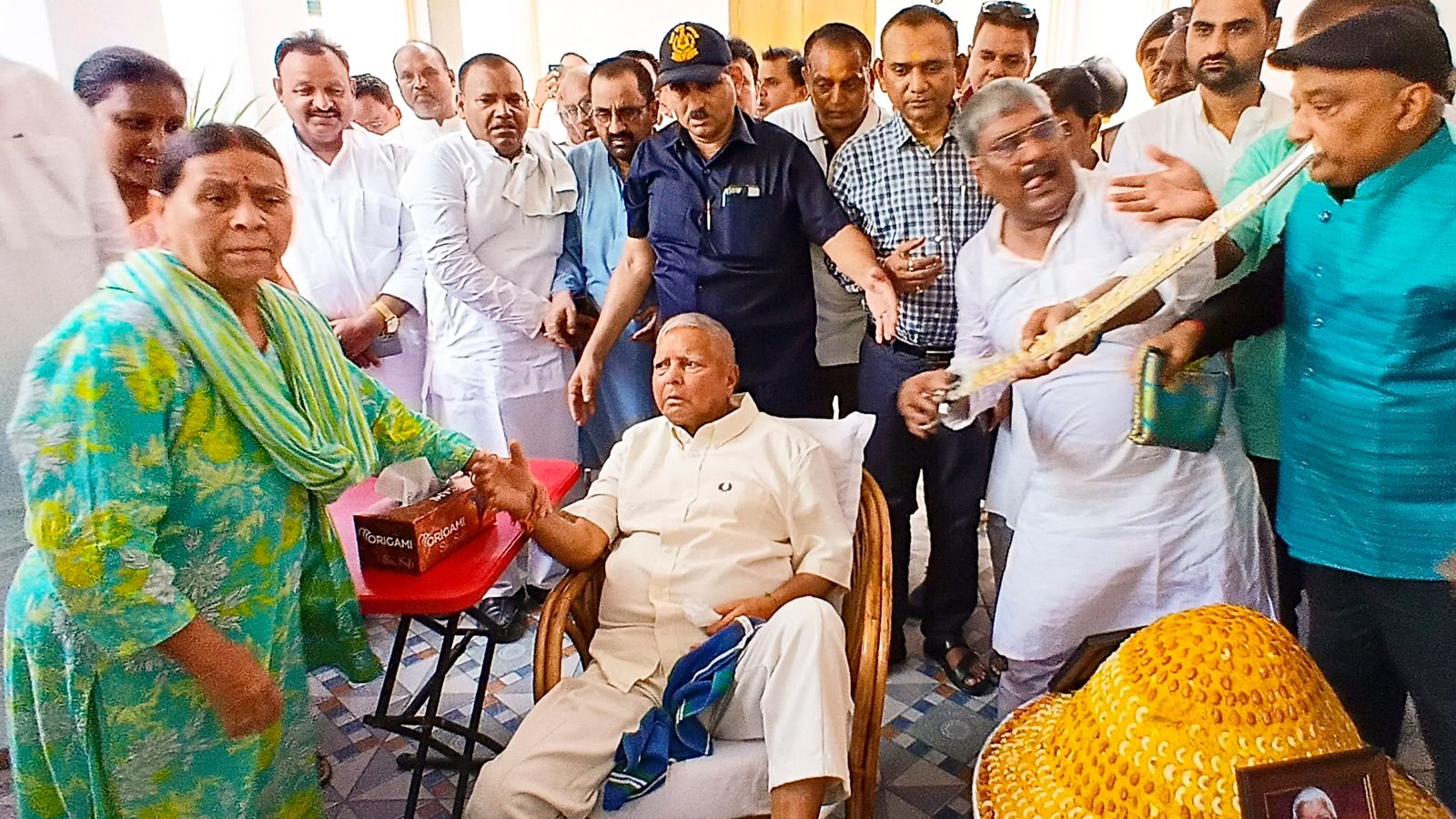 Bihar SC Commission allegedly gave notice to Lalu Prasad for abusive Ambedkar. Bharat News