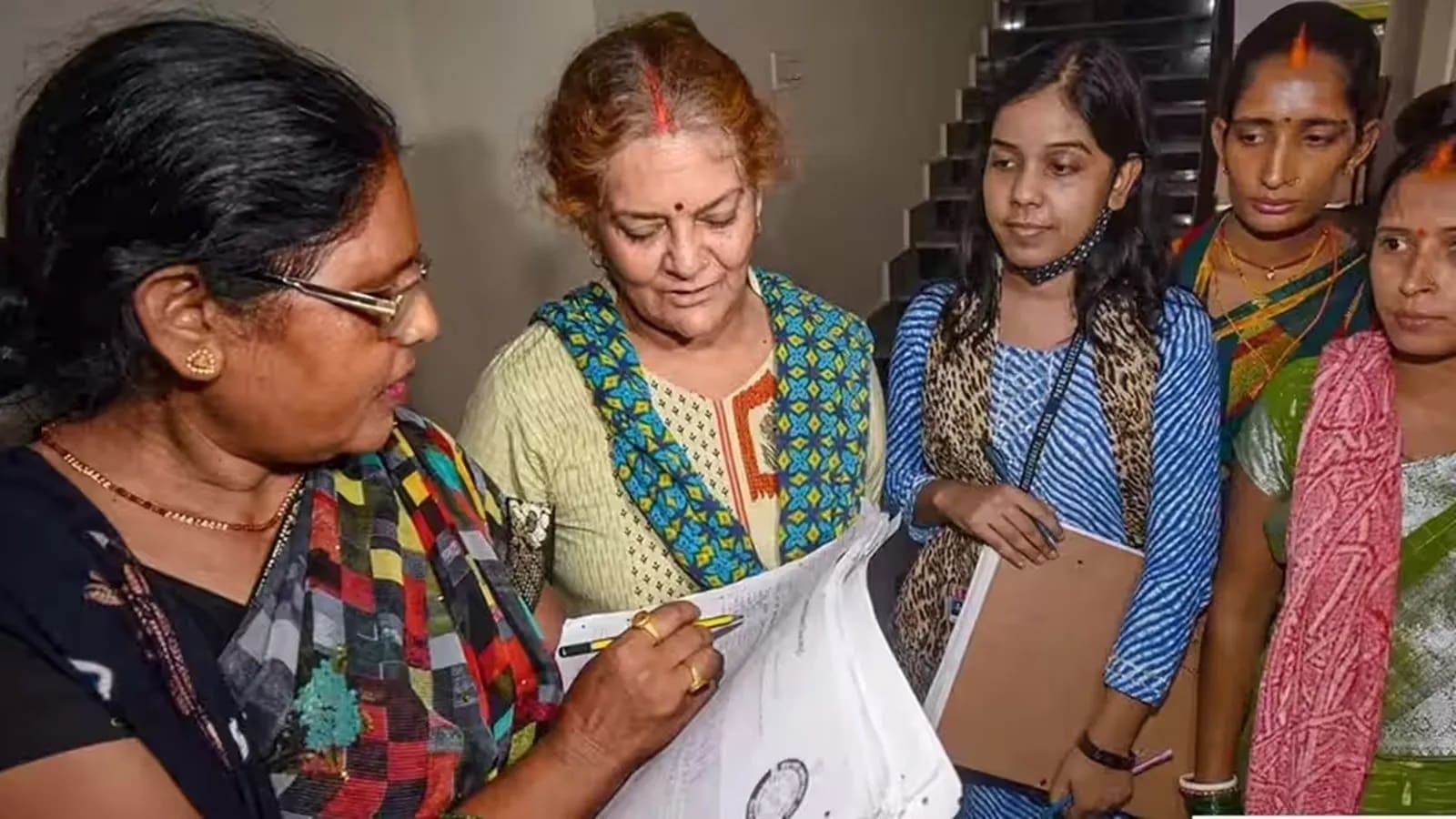 Center issue notification for census in 2027 | Bharat News