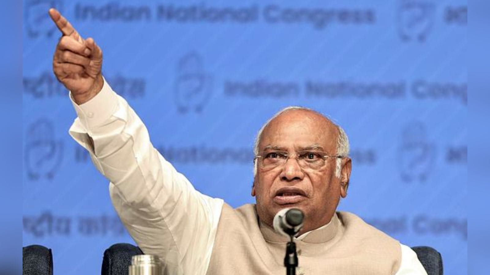 Congress President Kharge Sneps in Tharoor, some 'Modi First, Desh later' says India news