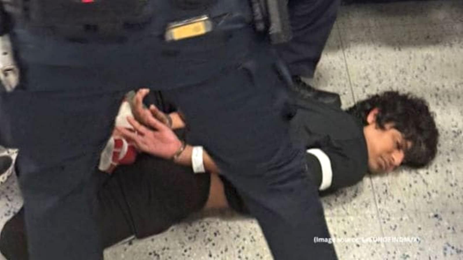 In the video of Newark Airport, Haryana youths were seen in handcuffs illegally tried to enter us, to be deported. Bharat News