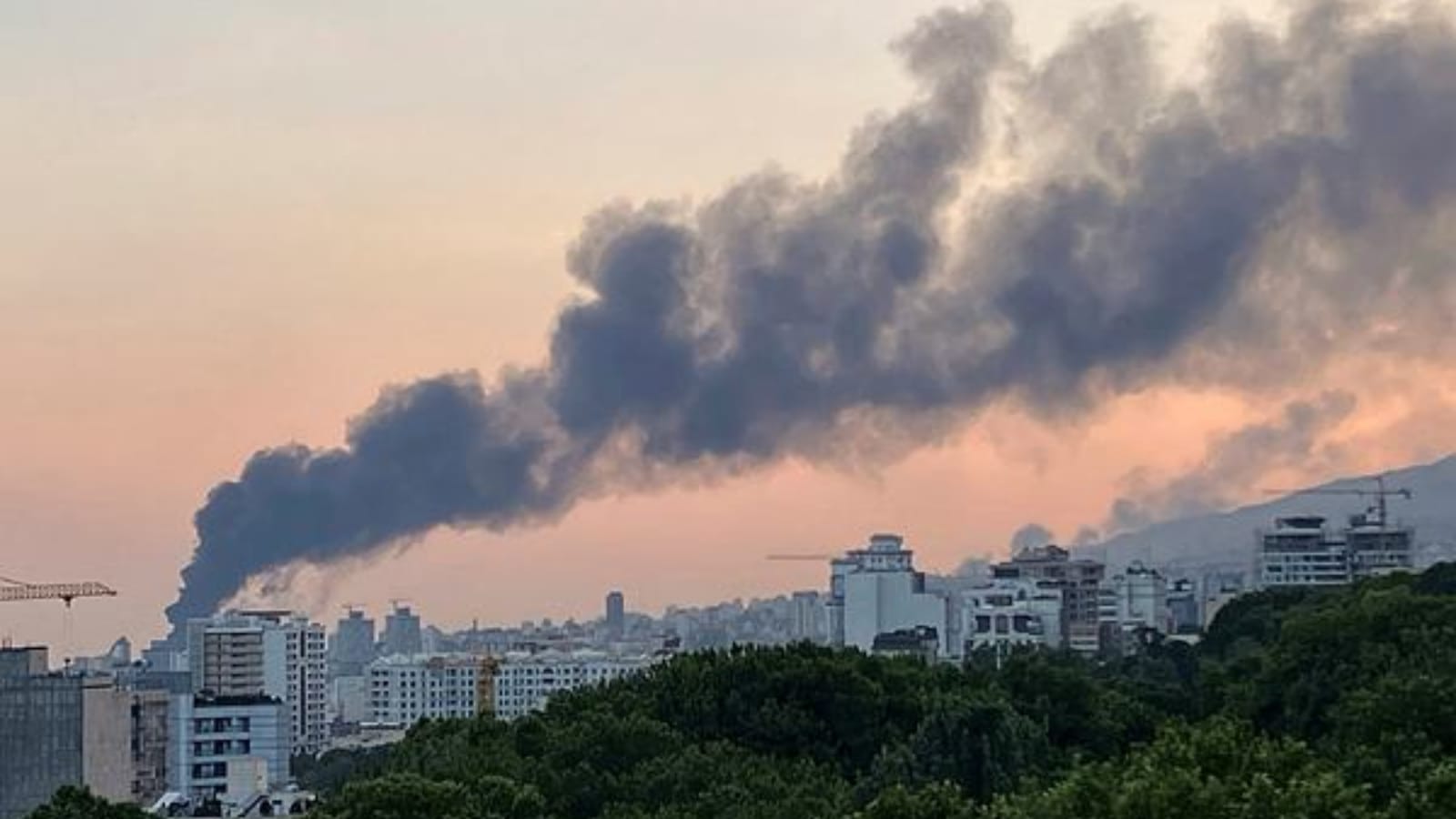 Israel-Iran Sangharsh: Embassy urged to vacate Indians in Tehran, visit the 'safe place' outside the city. Bharat News