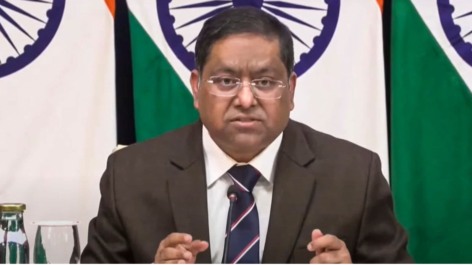 Mea: Pakistan records on terror clear | Bharat News