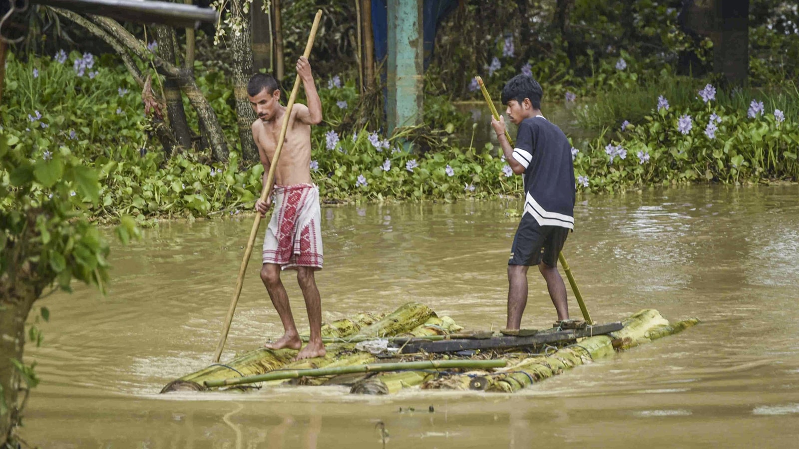 PM Modi has dialed Northeast CMS as a flood situation in Assam, India News is affected more than 5 lakhs