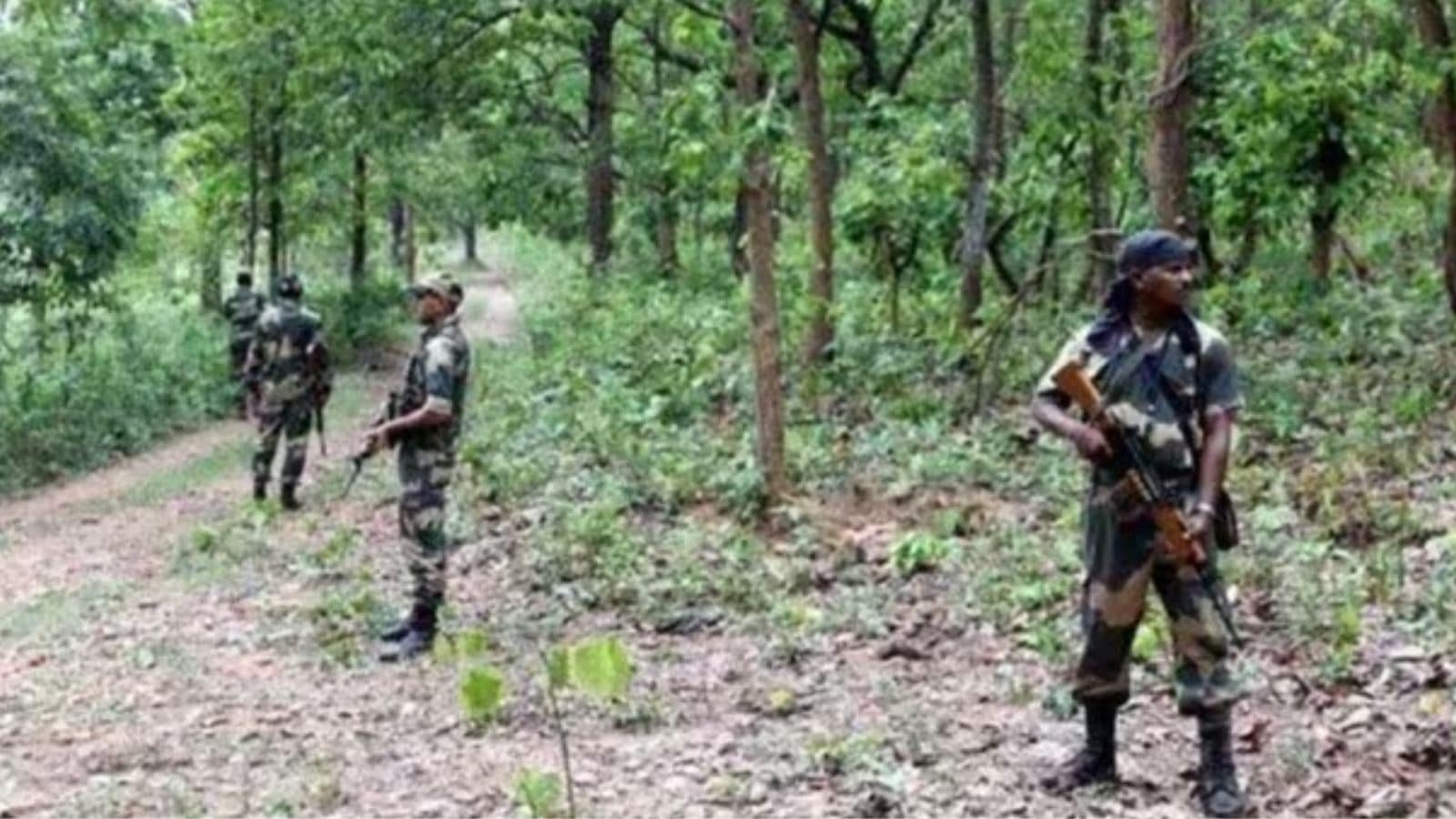 The Maoists buried 2.5 tonnes of explosives from security forces to hide them. Bharat News