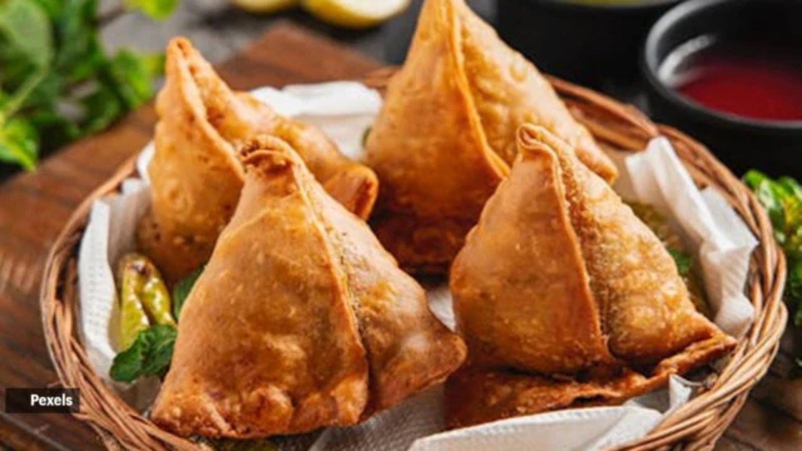 Health Ministry Samosa, Jalebi issues clarification on 'warning label'