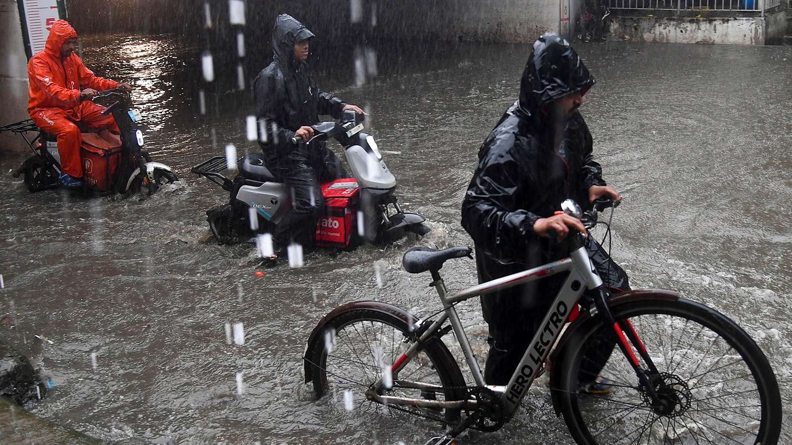 Heavy rain storm Telangana Kerala Karnataka Delhi Rajasthan Uttarakhand Himachal Pradesh Madhya Pradesh Maharashtra Odisha