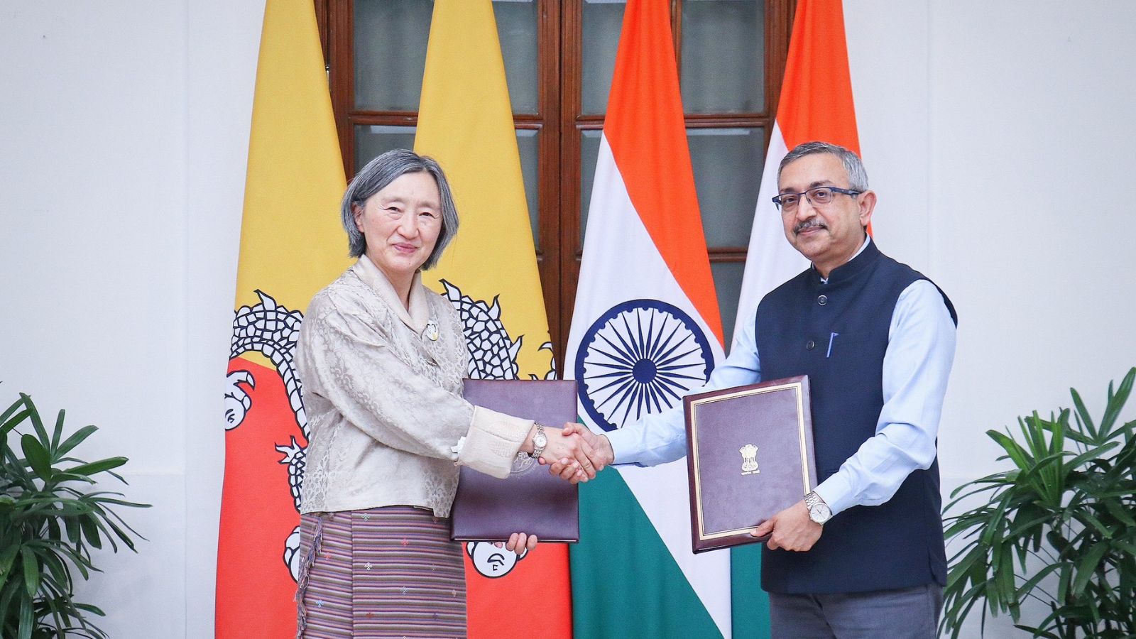India, Bhutan Review Development Partnership | Bharat News