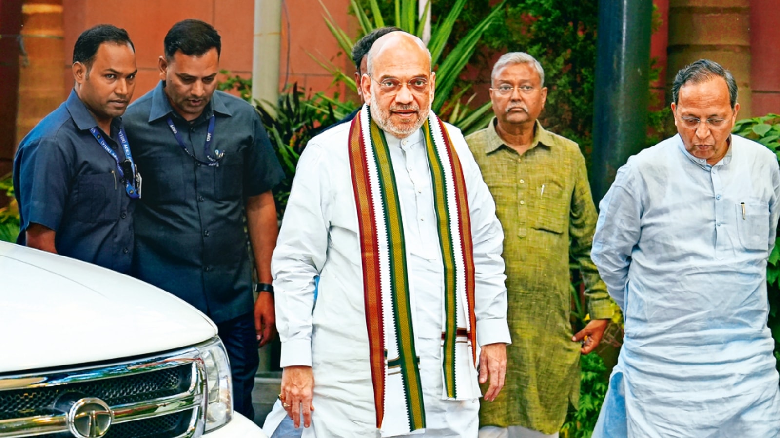 President's rule for another 6 months in Manipur, Amit Shah today to take resolution in Rajya Sabha. Bharat News