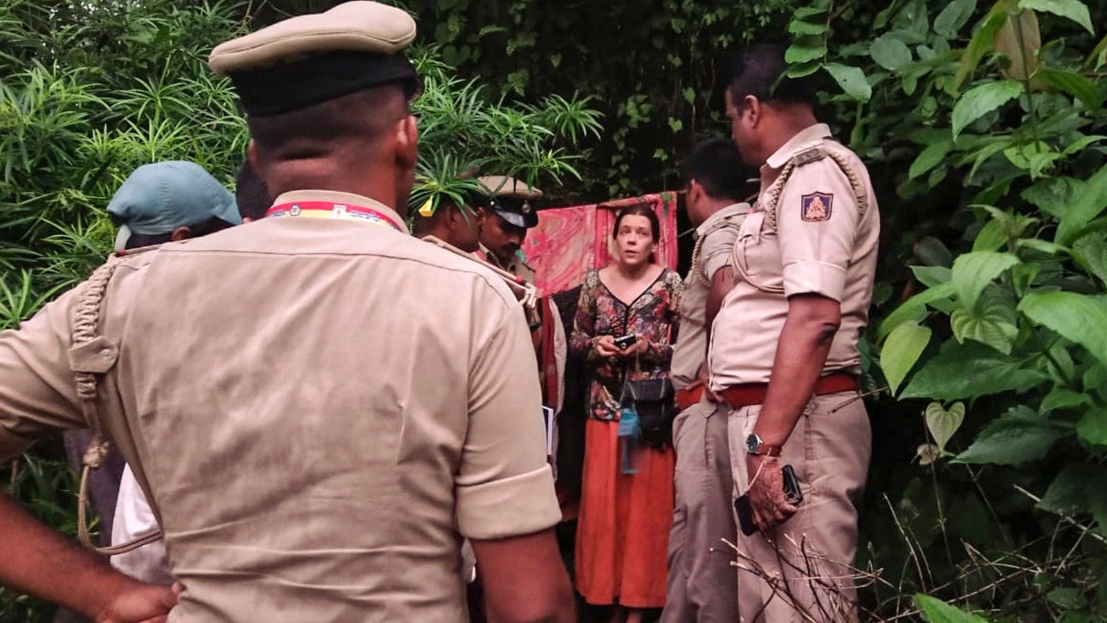 Russian woman, her two daughters found in Karnataka Cave, India News ended at Visa 2017