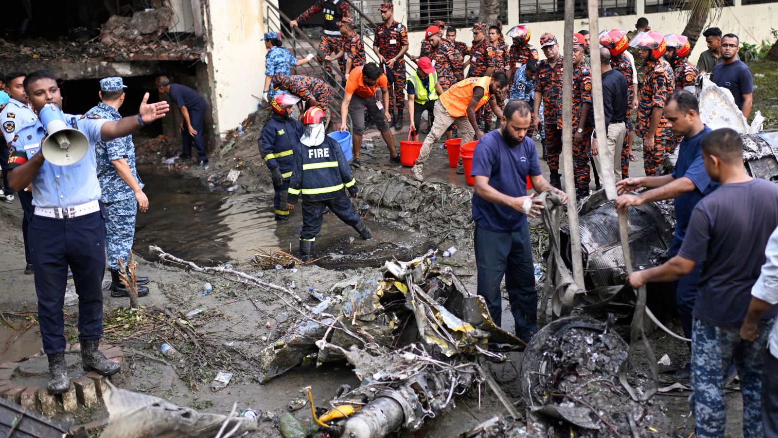 The Indian medical team reaches Dhaka to assist in the treatment of Bangladesh's military aircraft accident victims: Mea | Bharat News