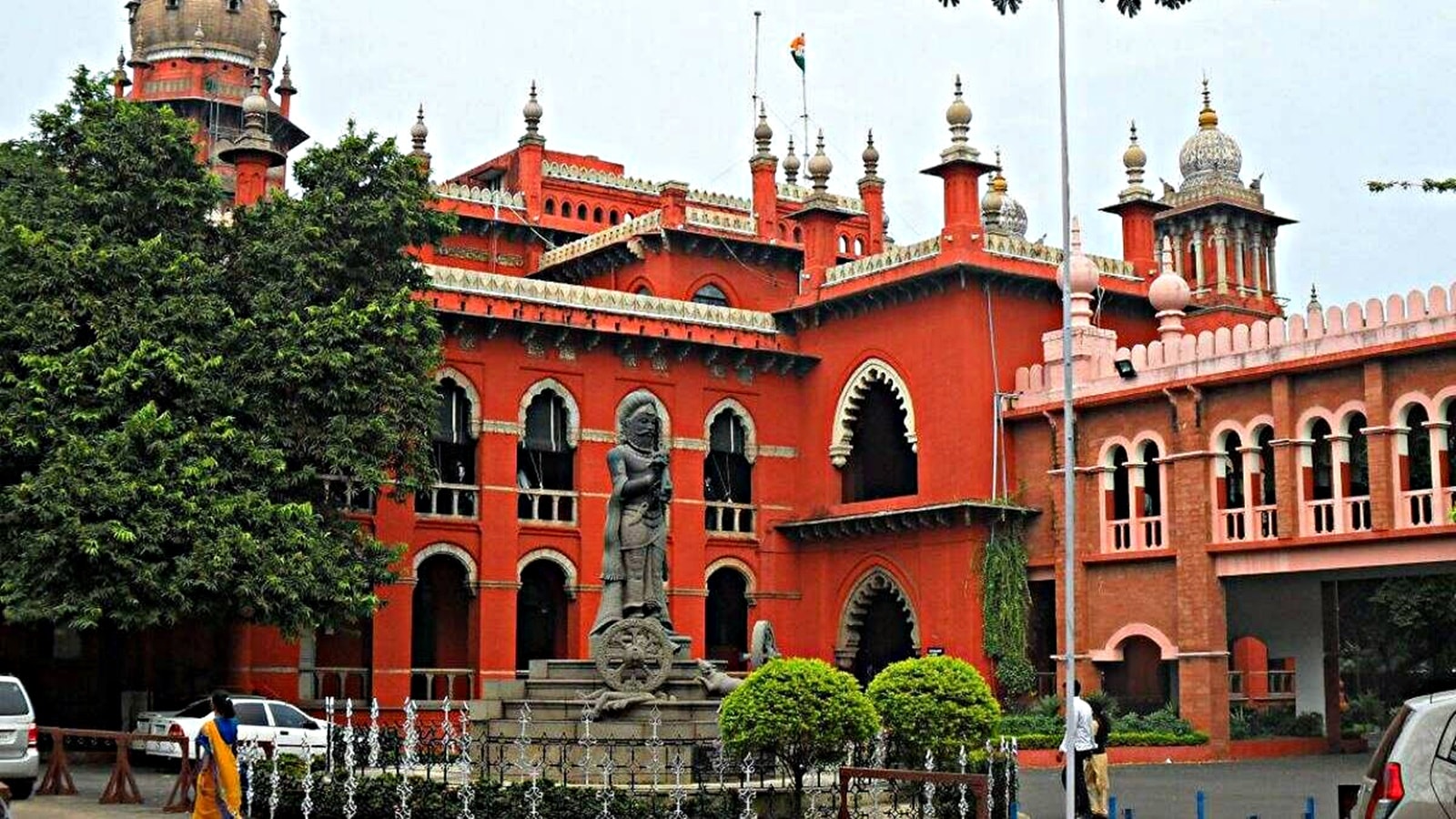 'What if she was my daughter': Order to remove the orders of the female advocate to remove images as emotional visual judges at Madras HC. Bharat News